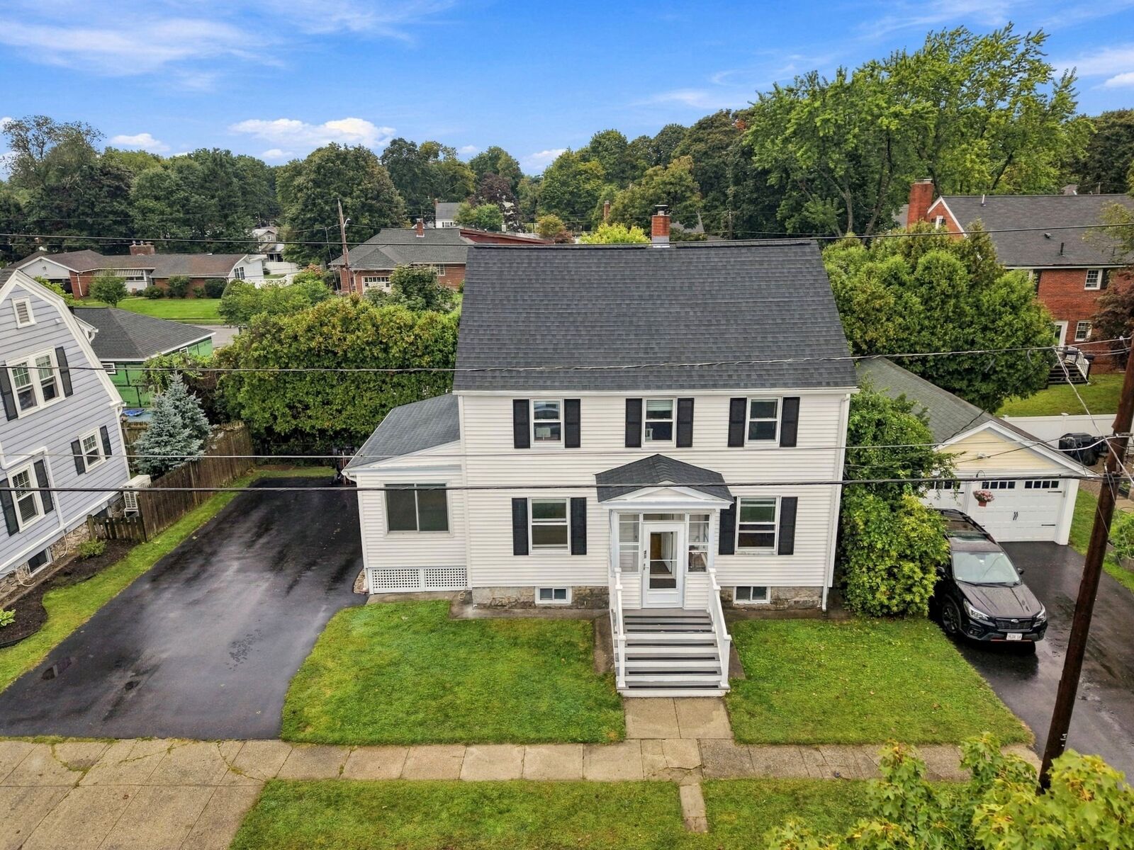 Property Photo:  31 Lura St  MA 01851 