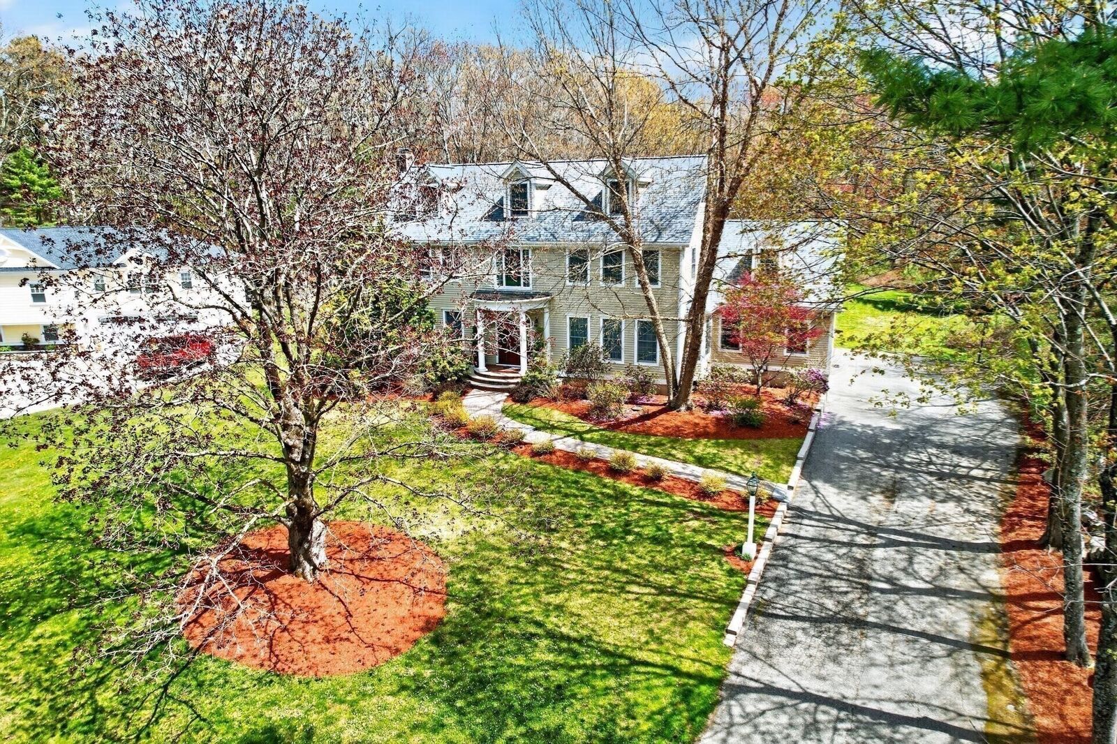 Property Photo:  17 Morningside Lane  MA 01773 