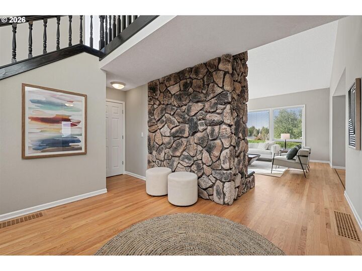 Property Photo: 11713 SE Flavel St OR 97266