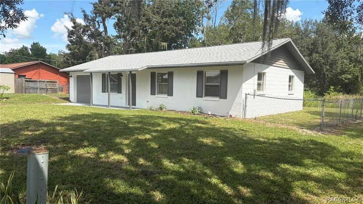Property Photo: 2355 & 2377 S Whitier Point FL 34448