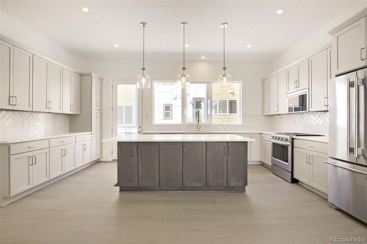 Property Photo:  2563 Trail Lane  CO 80027 