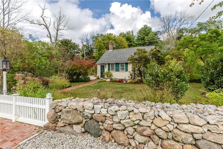 Property Photo:  1409 Hope Road  RI 02831 