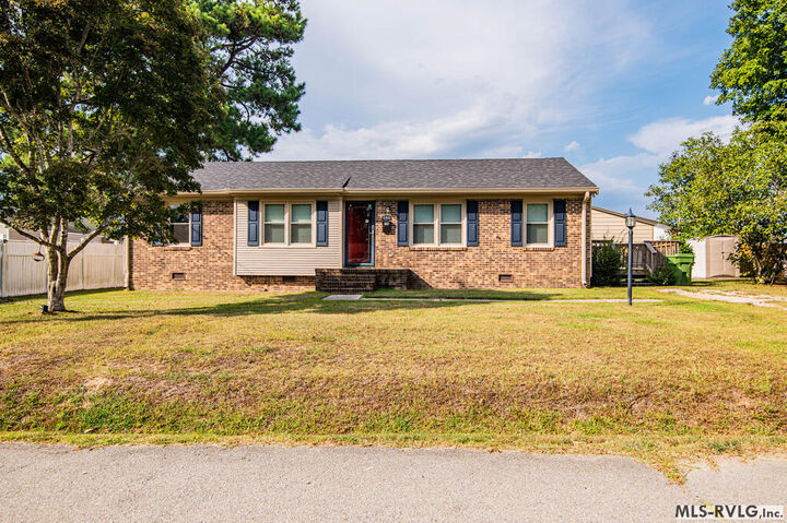 Property Photo:  106 Westover Dr.  NC 27870 
