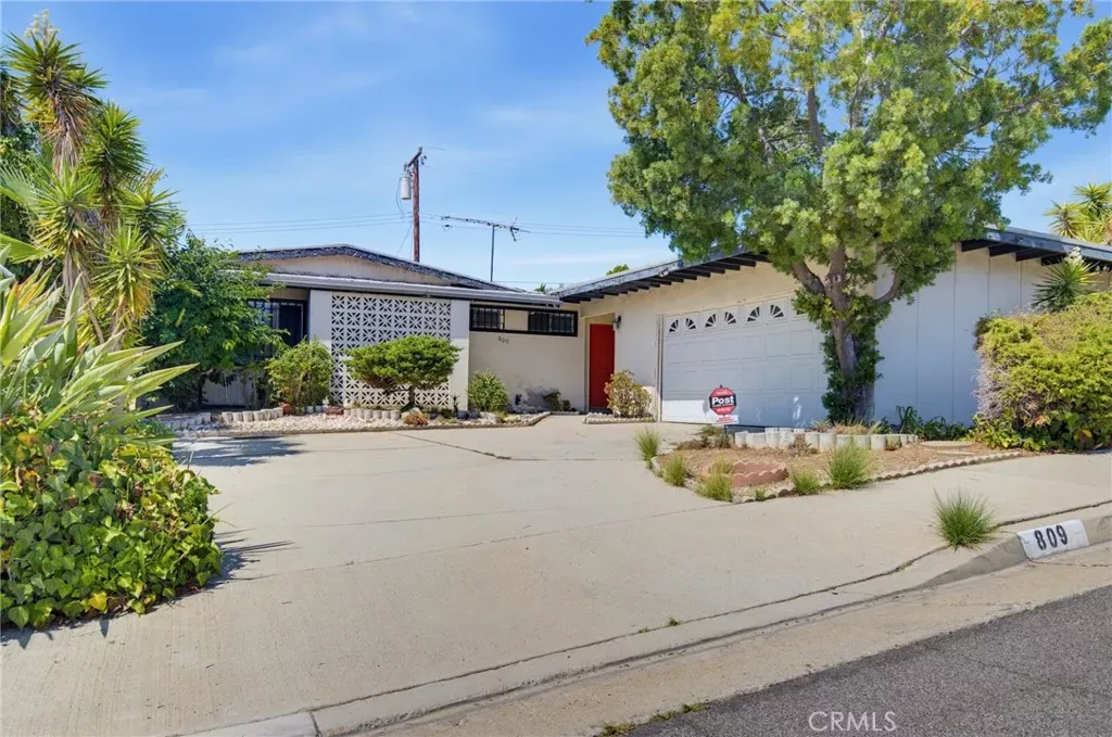 Property Photo:  809 Malone  CA 90640 