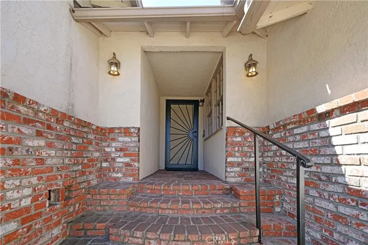 Property Photo: 14710 Terryknoll Drive CA 90604