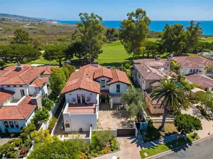 Property Photo:  16 Pelican Point  CA 92657 