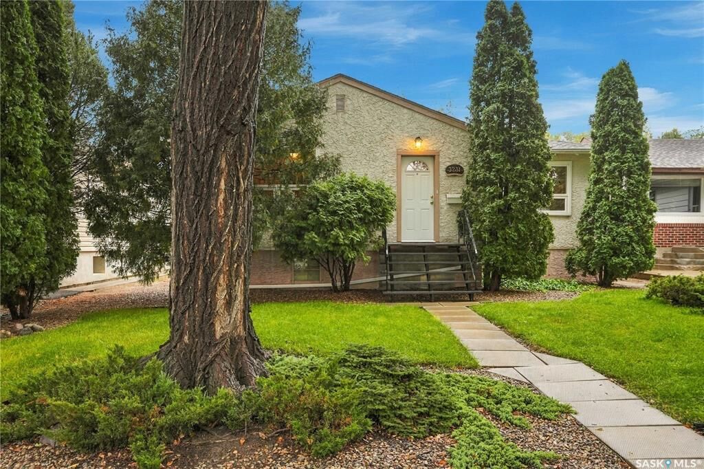 Property Photo: 3231 Robinson Street SK S4S 1V8