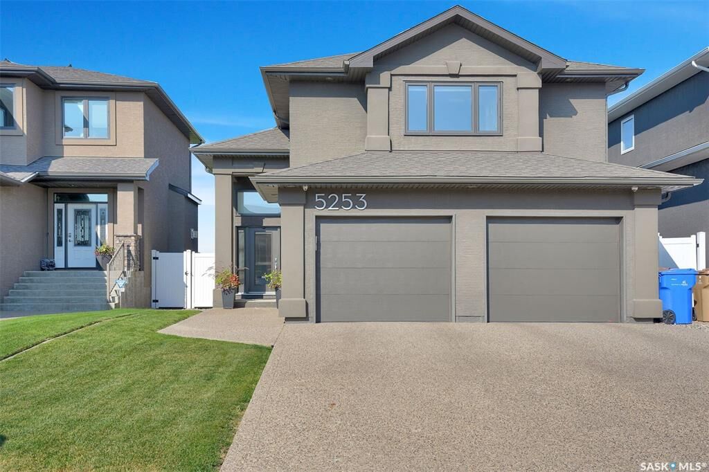 Property Photo: 5253 Snowbirds Crescent SK S4W 0H4