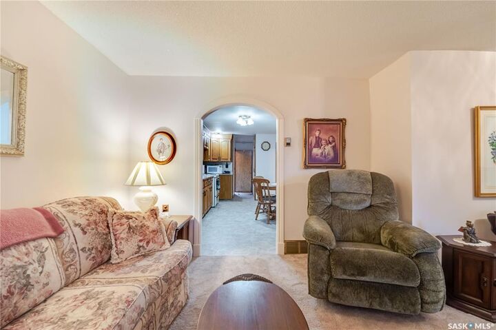 Property Photo:  954 Hochelaga Street W  SK S6H 2H8 