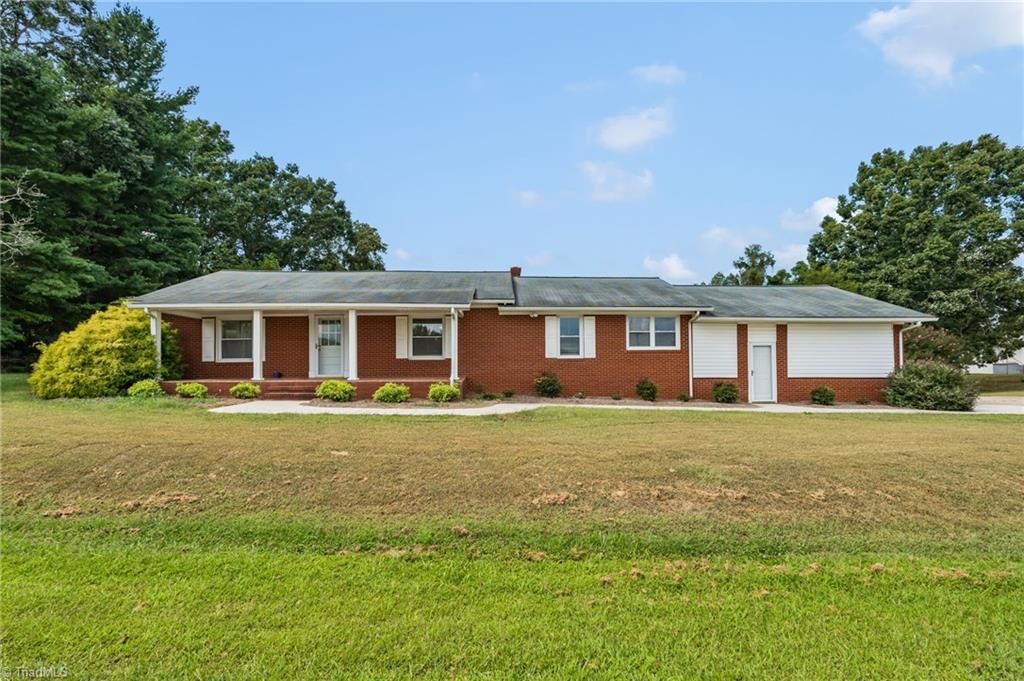Property Photo:  3827 Nc Highway 772  NC 27052 