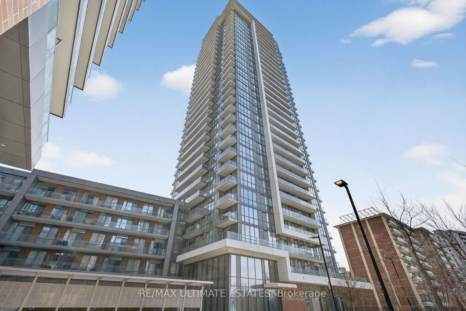Property Photo:  32 Forest Manor Road 1809  ON M2J 1M3 