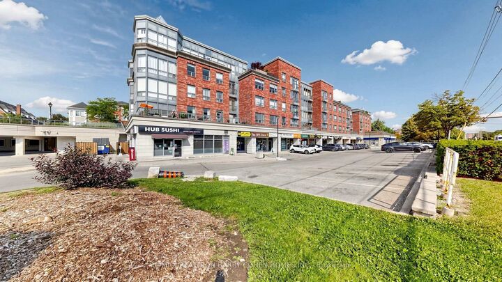 Property Photo:  7398 Yonge Street 308  ON L4J 8J2 