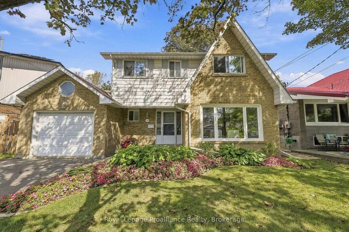 Property Photo:  790 Northwood Drive  ON K9A 4W3 