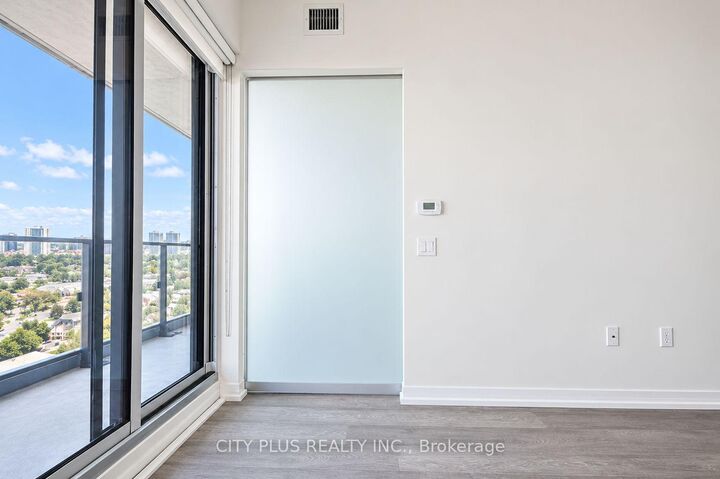 Property Photo:  251 Jarvis Street 2502  ON M5B 0C3 