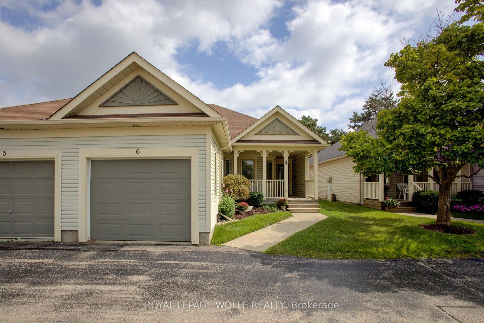Property Photo:  50 Midland Drive 6  ON N2A 2A7 