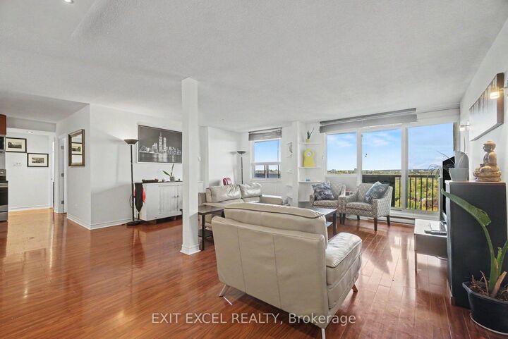 Property Photo:  900 Dynes Road 1701  ON K2C 3L6 