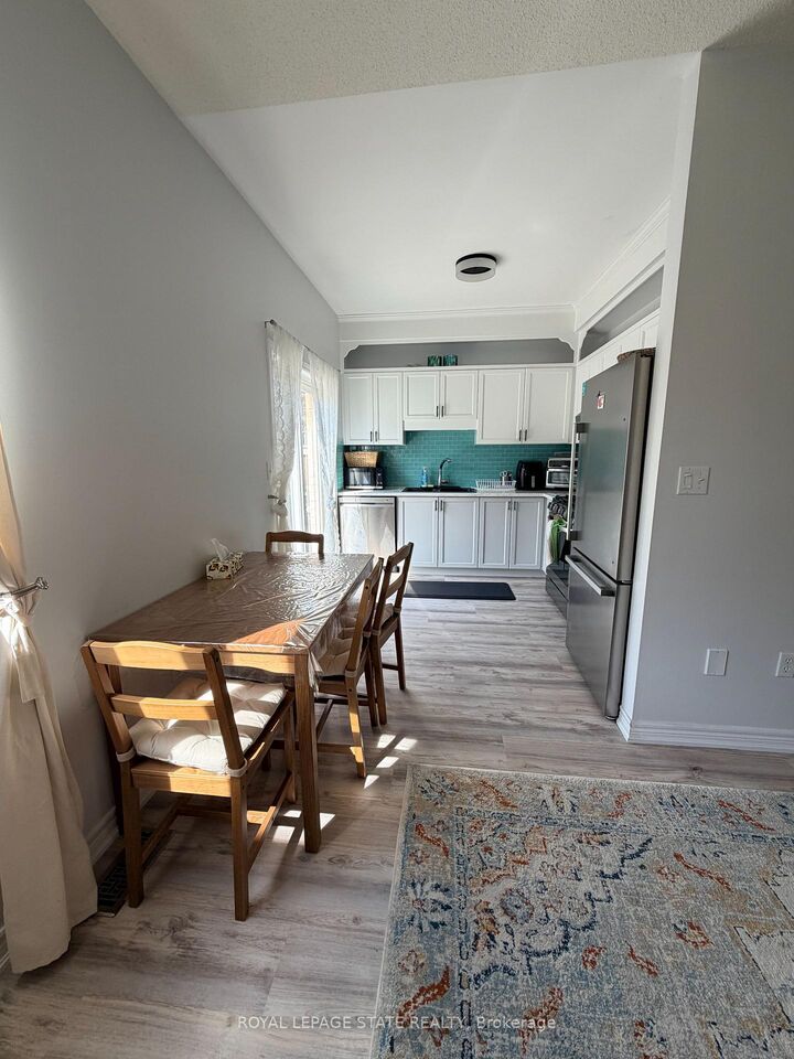 Property Photo:  23 Oakrun Street  ON L8E 6E7 