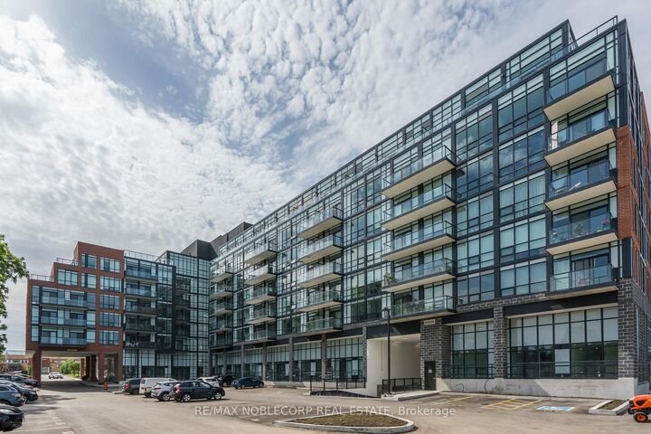 Property Photo:  681 Yonge Street 626  ON L9K 0J1 