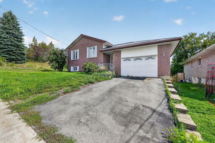 Property Photo:  25 Tanner Drive  ON K0K 3E0 