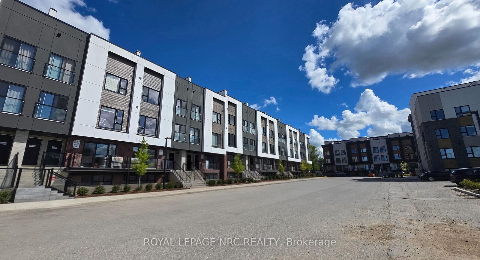 Property Photo:  16 Melbourne Avenue 305B  ON L2P 3J8 