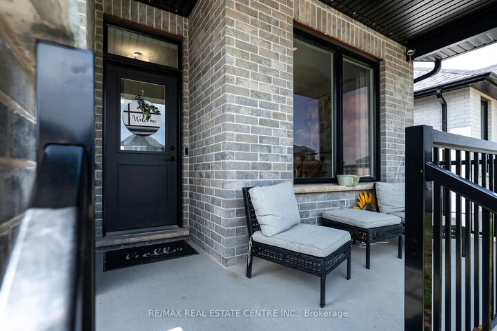 Property Photo:  63 Melody Lane  ON L9W 7S8 