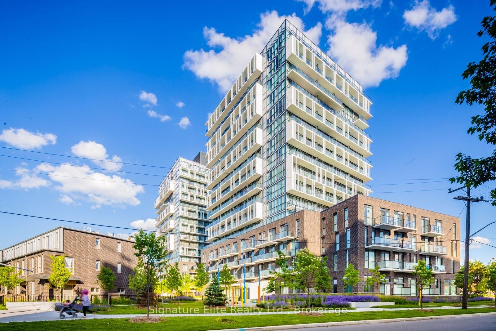 Property Photo:  128 Fairview Mall Drive 1109  ON M2J 0E8 