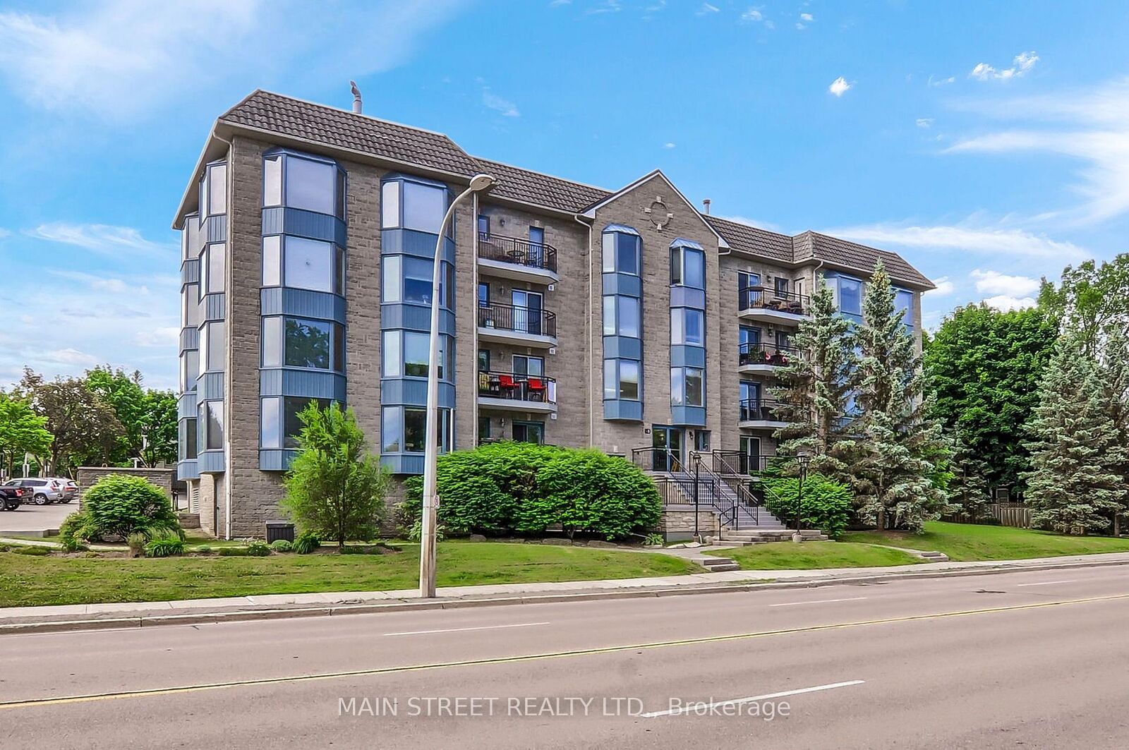 Property Photo:  85 Wellington Street W 306  ON L4G 2P2 