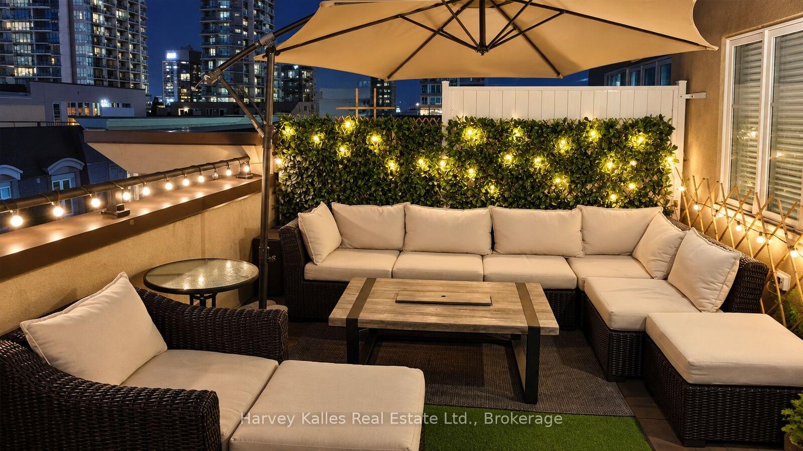 Property Photo:  50 Western Battery Road 912  ON M6K 3P1 