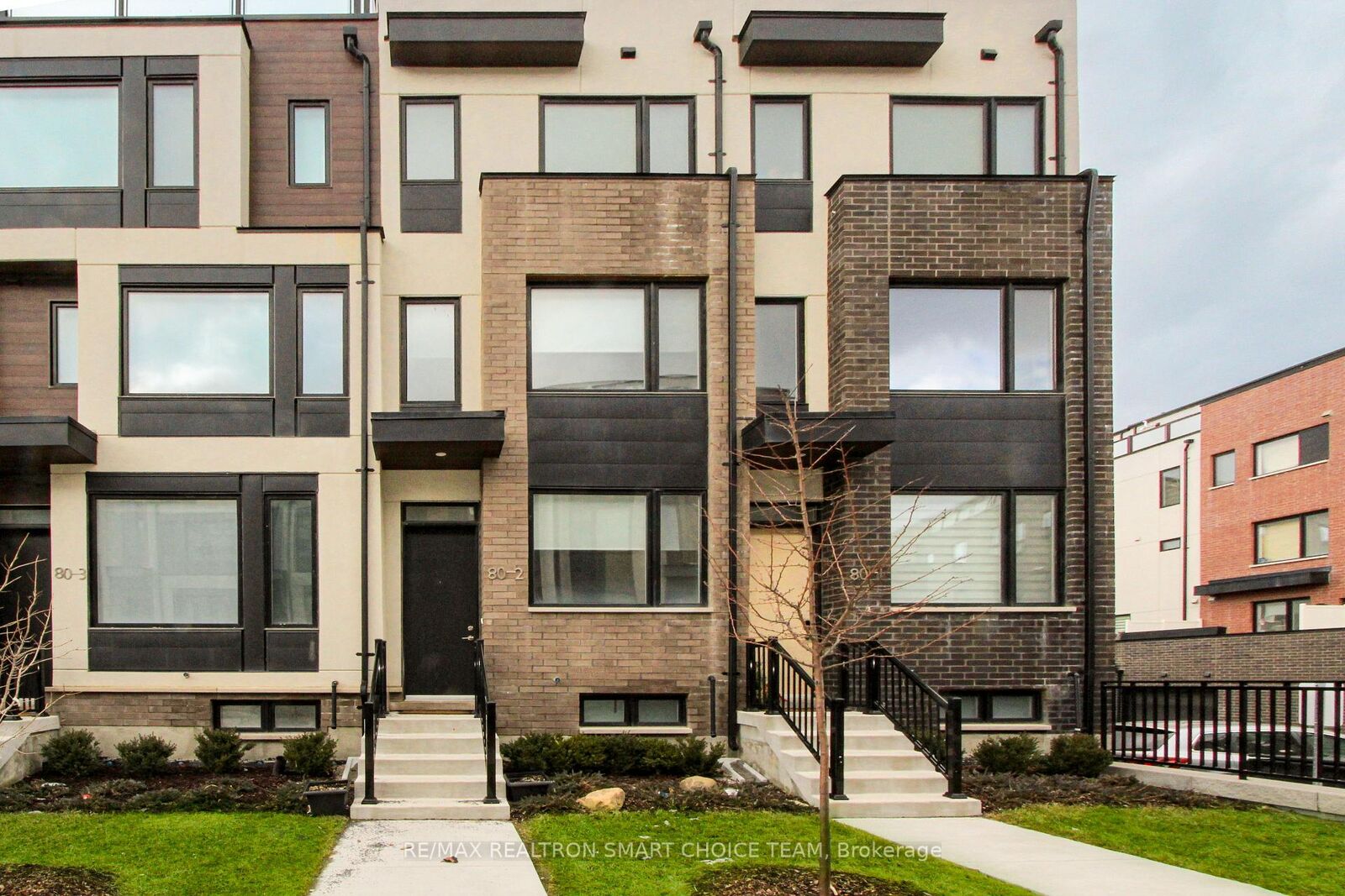 Property Photo:  80 Thomas Mulholland Drive 2  ON M3K 0A5 