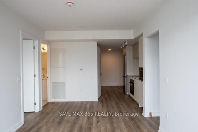Property Photo:  1 Jarvis Street 1109  ON L8R 3J2 