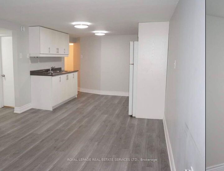 Property Photo:  959 Oklahoma Drive Lower  ON L1W 2H8 