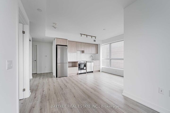 Property Photo:  395 Bloor Street E 1611  ON M4W 0B4 