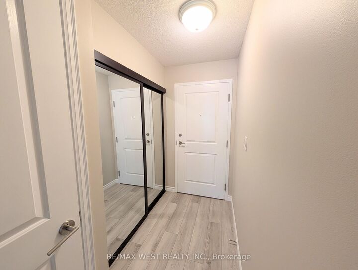 Property Photo:  38 Grand Magazine Street 342  ON M5V 0B1 