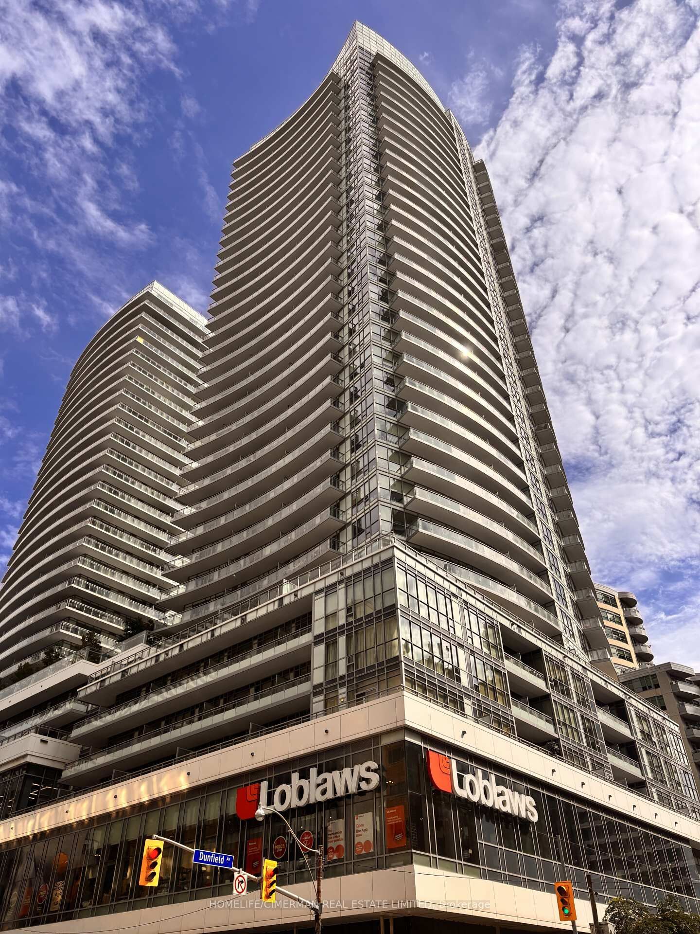 Property Photo:  89 Dunfield Avenue 3401  ON M4S 0A4 