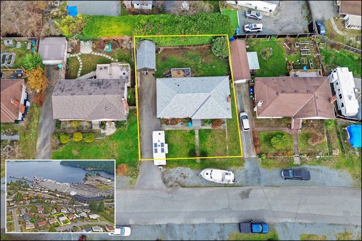 Property Photo:  650 Hawkins St  BC V9S 2V6 