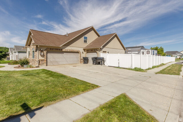 Property Photo:  591 E 1400 S  UT 84312 