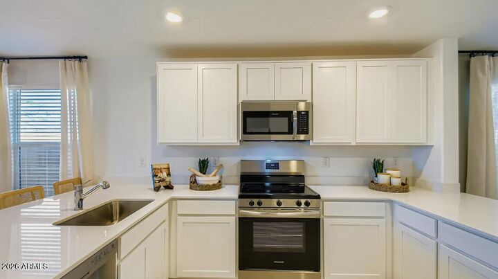 Property Photo:  1861 W Ramona Avenue  AZ 85120 
