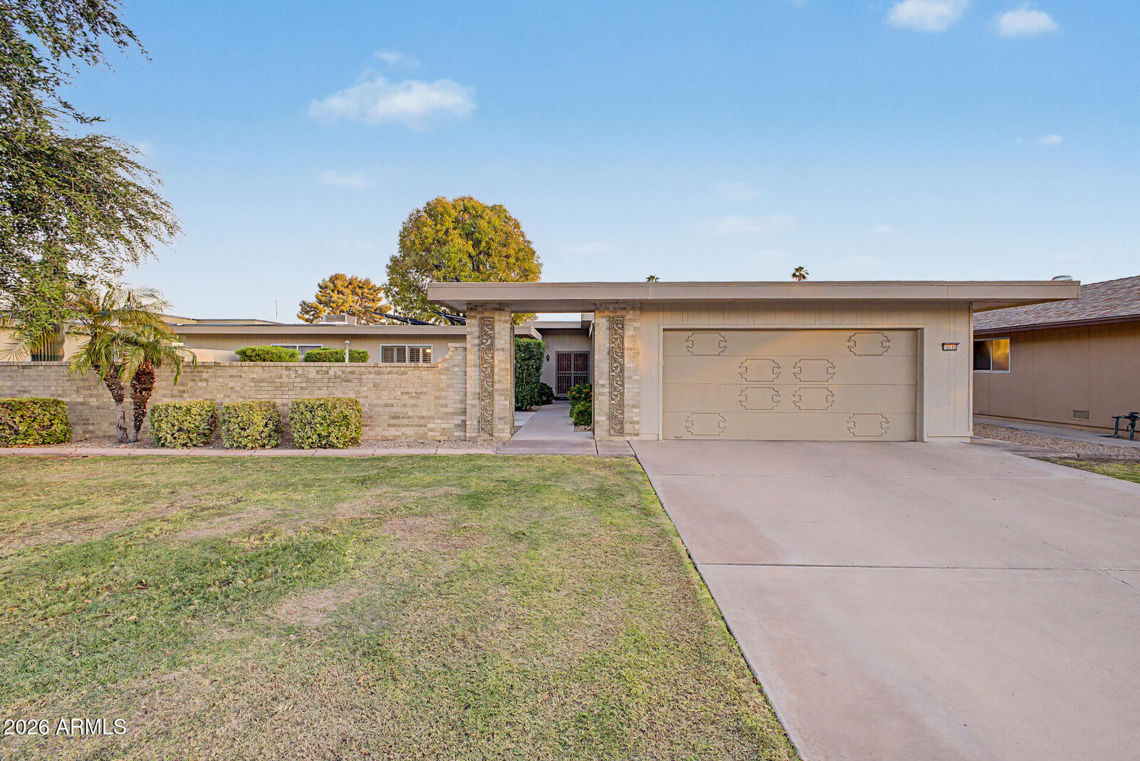 Property Photo: 10105 W Manzanita Drive AZ 85373
