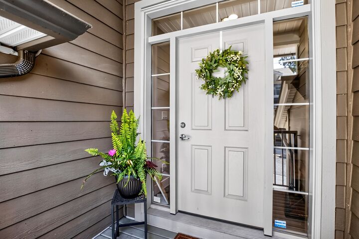 Property Photo: 11384 Burnett Street 15 BC V2X 9E4