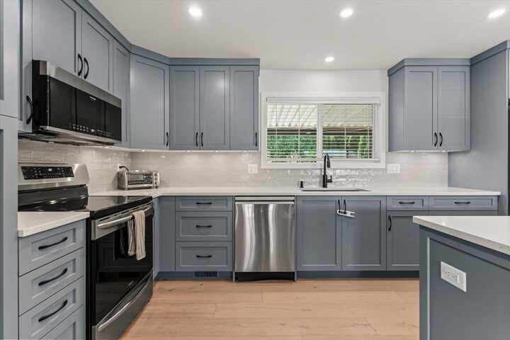 Property Photo:  45188 Redwood Avenue  BC V2R 1W2 