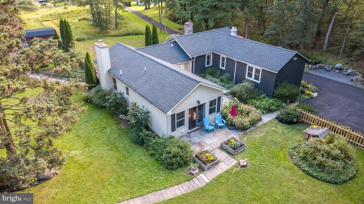 Property Photo:  603 Haycock Run Road  PA 18930 