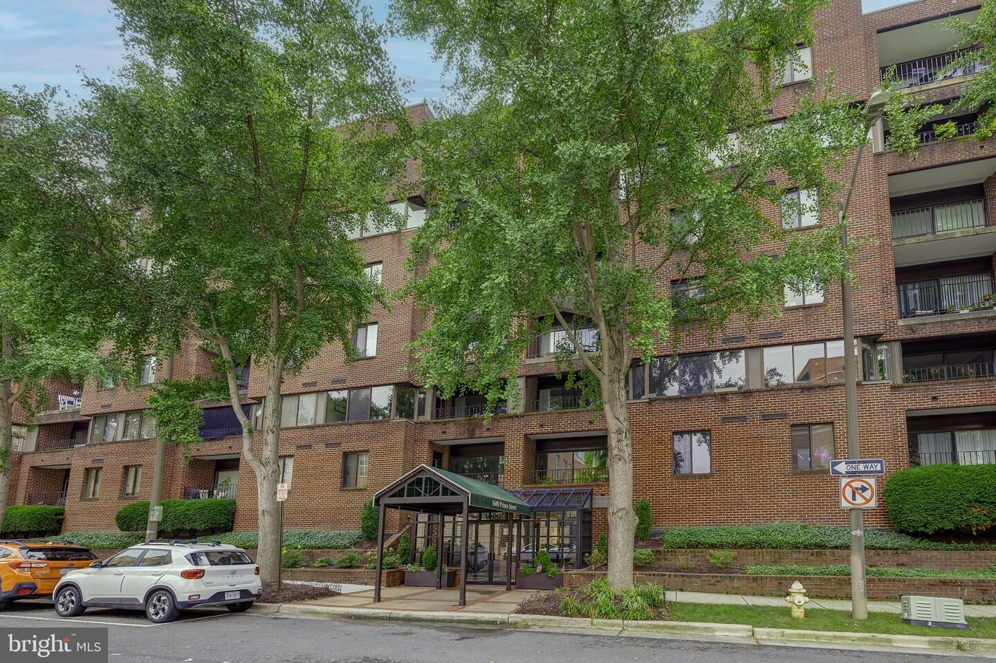 Property Photo:  1600 Prince Street 610  VA 22314 