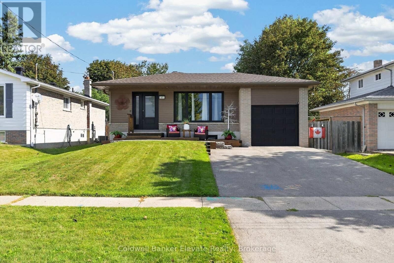 Property Photo: 45 Faludon Drive ON L7G 1H8