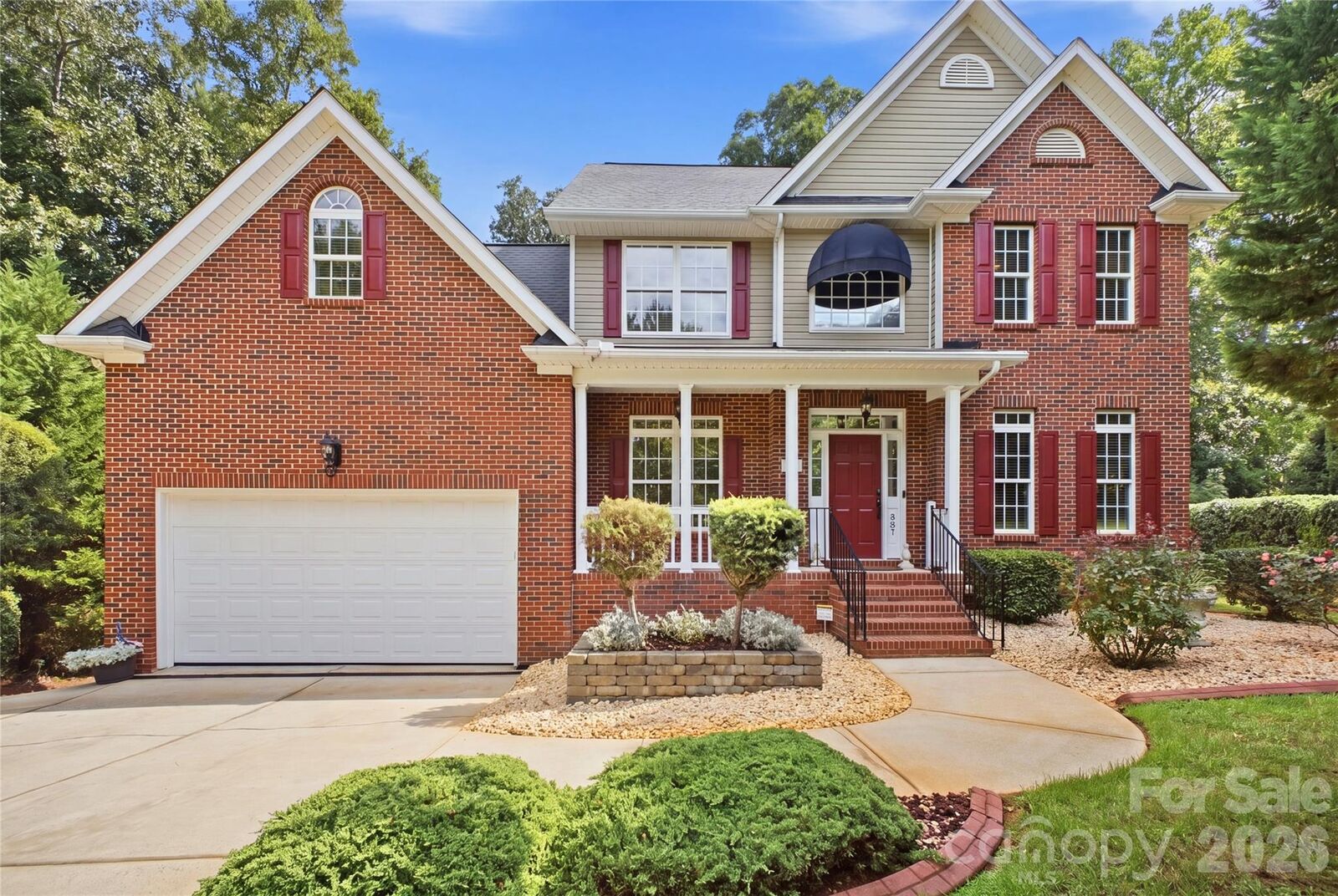 Property Photo: 637 Falls Creek Court SC 29715