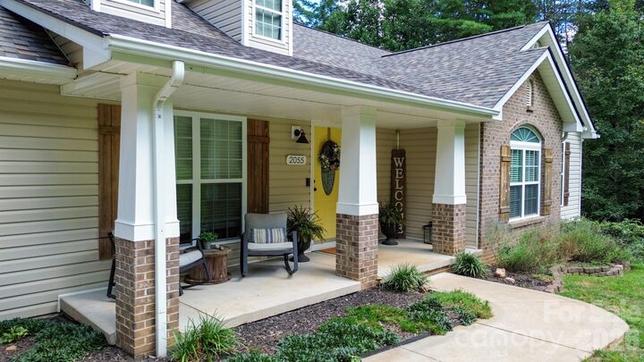 Property Photo:  2055 Piper Ridge Drive  NC 28645 