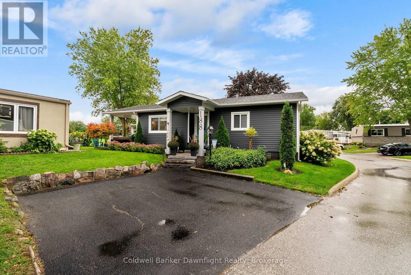 Property Photo: 188 Pebble Beach Parkway ON N0M 1T0
