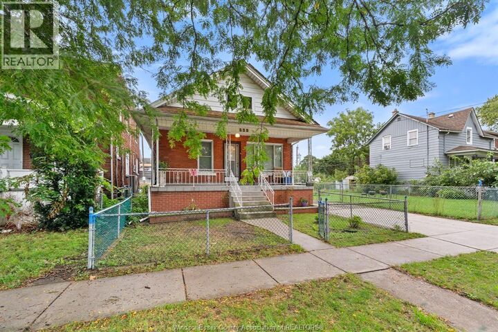 Property Photo:  539 Brock Street  ON N9C 2T1 