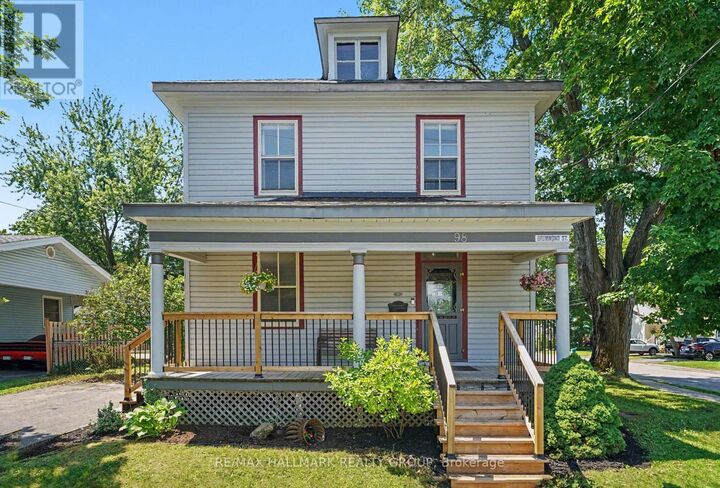 Property Photo:  98 Drummond Street East  ON K7H 1H1 