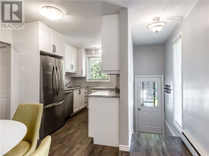 Property Photo:  115 Cranbrook Crescent  ON P3E 2N6 
