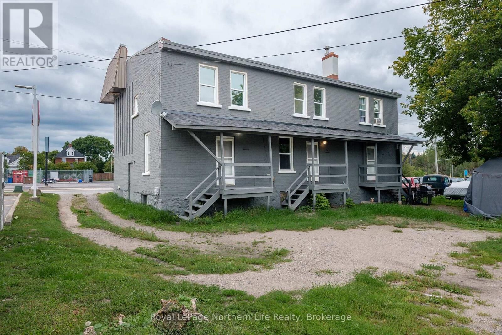 Property Photo:  645 Main Street East  ON P1B 1C1 